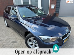 BMW 3-serie Touring - 318d M Sport Edition High Executive / Pano / Navi / Leder / PDC