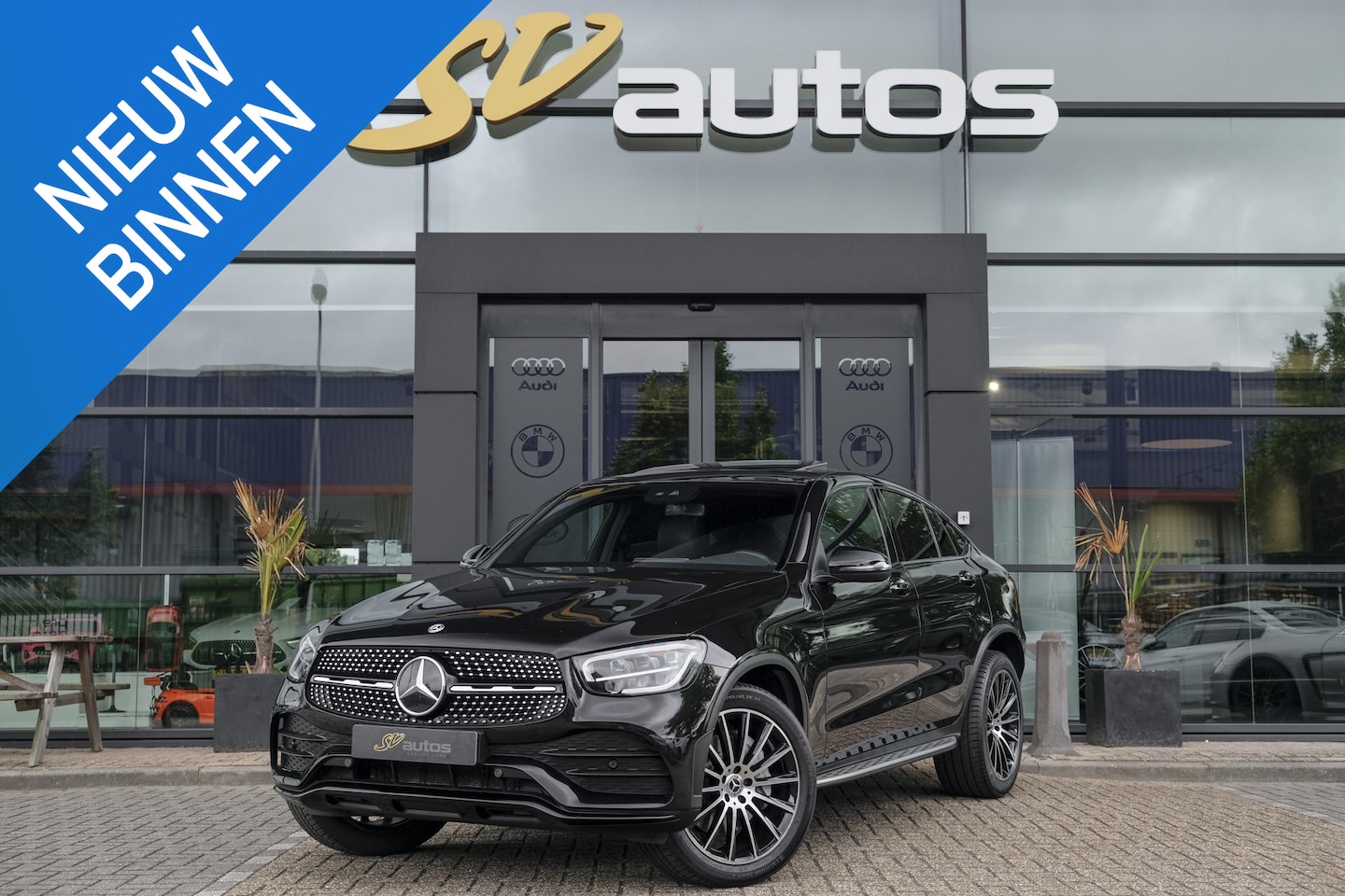 Mercedes-Benz GLC-klasse Coupé - GLC300e AMG 320pk 4MATIC Schuifdak Burmester Camera MBUX Trekhaak elektrisch 20" LMV - AutoWereld.nl