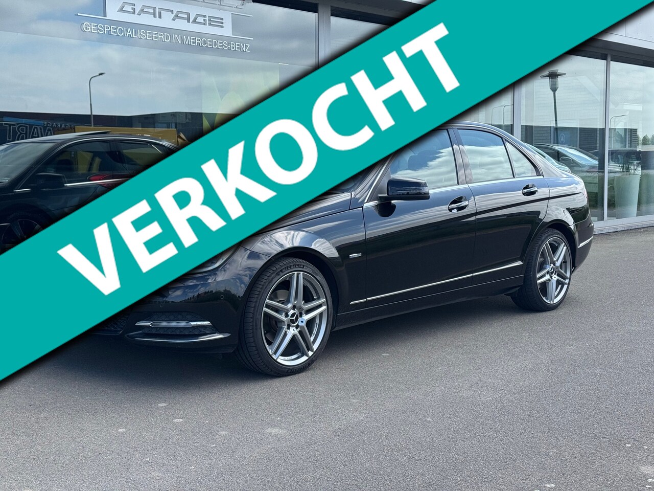 Mercedes-Benz C-klasse - 180 Avantgarde automaat , schuifdak / afneembare trekhaak - AutoWereld.nl