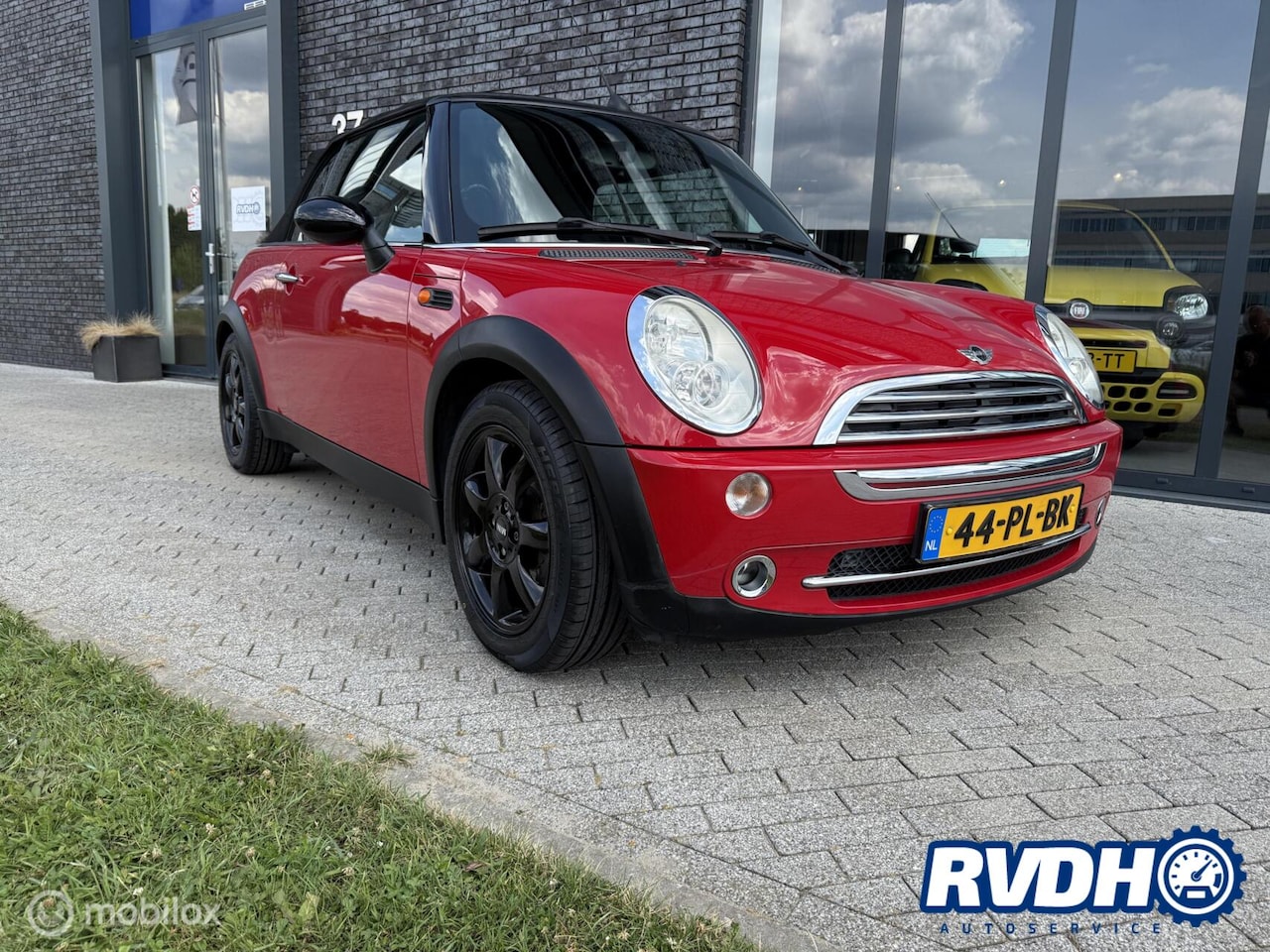 MINI Cabrio - let 1.6 One Pepper - AutoWereld.nl
