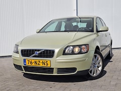 Volvo S40 - 2.4 bj 2004 Climate/cruise NIEUWE APK 24-06-2026