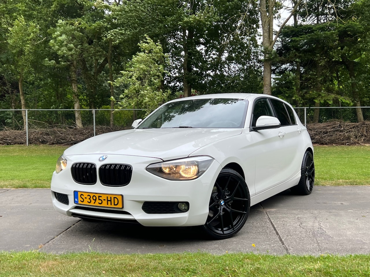 BMW 1-serie - 114i EDE High Executive | Topstaat | ''150.000''KM| - AutoWereld.nl
