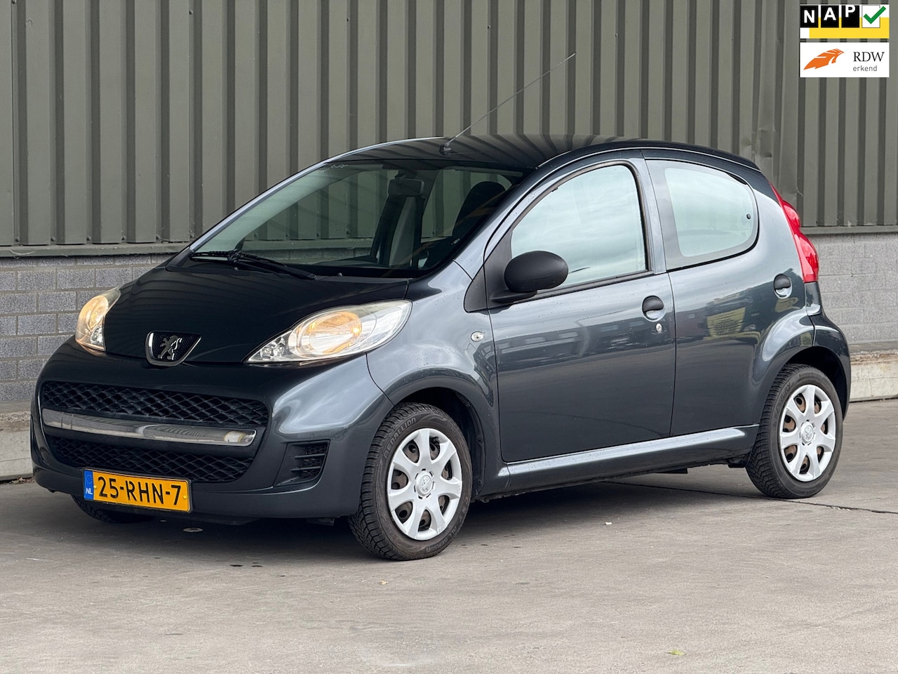 Peugeot 107 - 1.0 I Airco I APK - AutoWereld.nl