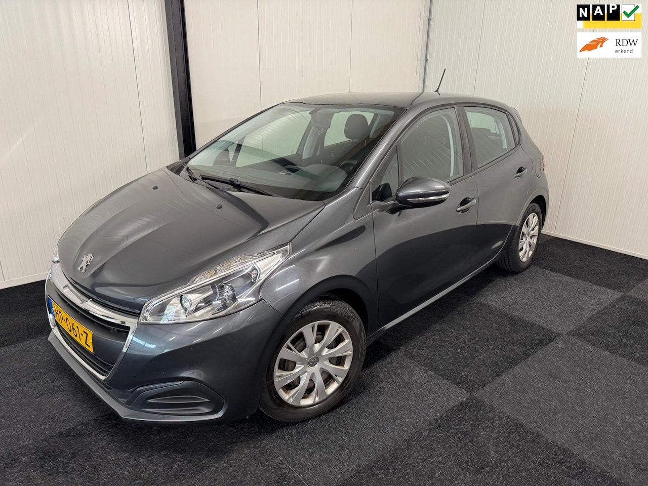 Peugeot 208 - 1.6 BlueHDi 2015 100PK EURO6 AIRCO/NAVI/CRUISE/APK/LED/NAP/TOPSTAAT - AutoWereld.nl
