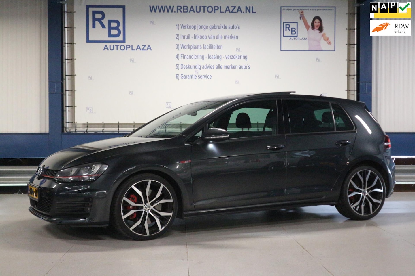 Volkswagen Golf - 2.0 TSI GTI Performance VOL IN DE OPTIES/ PANO/ CARPLAY - AutoWereld.nl
