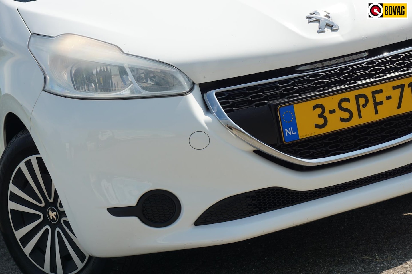 Peugeot 208 - 1.2 VTi Active | Bianca White | Cruise/AC/PDC/Compleet onderhouden! - AutoWereld.nl