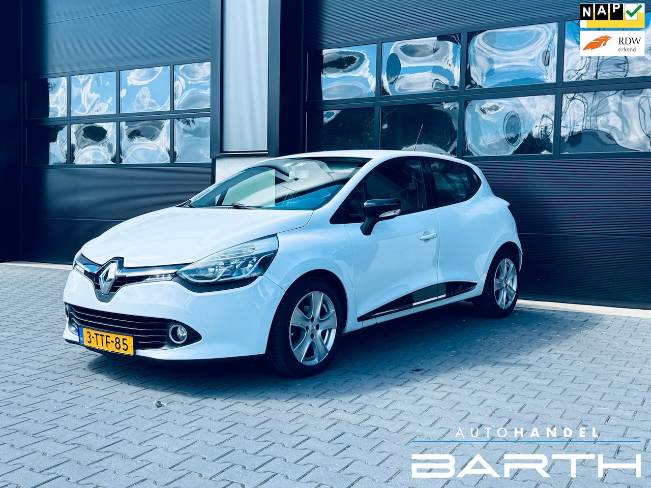 Renault Clio - 1.5 dCi ECO Expression | AIRCO | cruise | nette auto | dealer auto - AutoWereld.nl