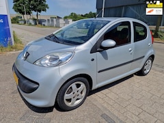 Peugeot 107 - 1.0-12V XS Urban Move