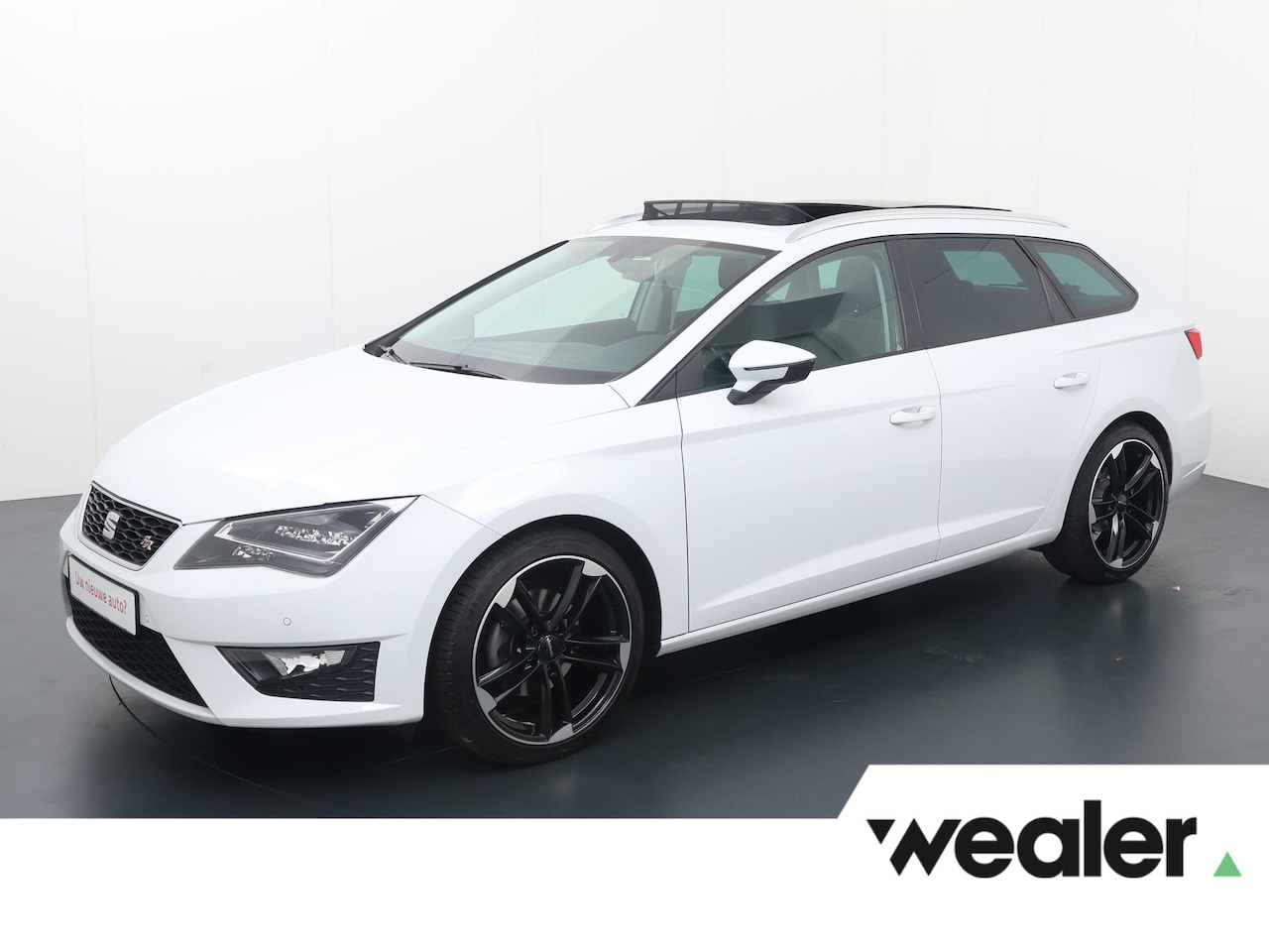 SEAT Leon ST - 1.4 EcoTSI FR Connect | 150 PK | Panorama dak | Multifunctioneel stuurwiel | Bluetooth | S - AutoWereld.nl