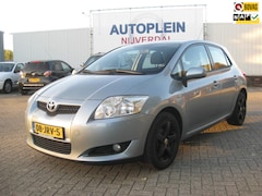 Toyota Auris - 1.6 Aspiration complete in Nederland nieuw geleverde dealer onderhouden auto met trekhaak