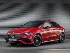 Mercedes-Benz A-klasse - 180 AMG | Rijassistentiepakket | Panoramadak | Stoelverwarming | Achteruitrijcamera