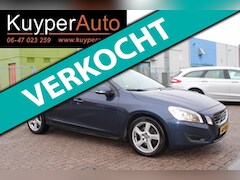 Volvo V60 - 1.6 T3 Kinetic 1e eig dealer onderh incl btw NAVI CLIMA TREKHAAK DAKJE