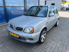 Nissan Micra - 1.4 Luxury