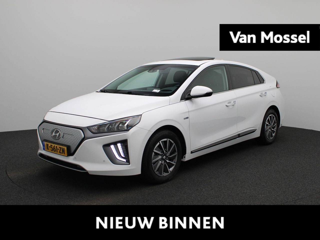 Hyundai IONIQ - Premium EV 38 kWh | Schuifdak | Lederen Bekleding | Stoelkoeling/verwarming | Privacy Glas - AutoWereld.nl