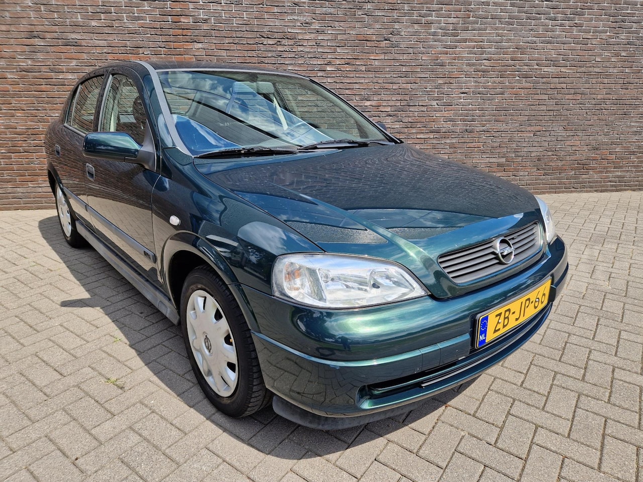 Opel Astra - 1.6-16V Sport trekhaak 5 deurs APK 04-2026 dealer - AutoWereld.nl
