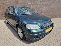 Opel Astra - 1.6-16V Sport trekhaak 5 deurs APK 04-2026 dealer