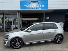 Volkswagen Golf - 1.4 TSI GTE Connected Series NAVI|PDC|CLIMA