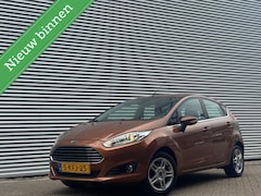 Ford Fiesta - 1.0 EcoBoost Titanium/Trekhaak/AIRCO ECC / CRUISE /Nieuwe DistributieRiem/Xenon koplampen