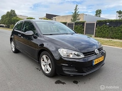 Volkswagen Golf - 1.2 TSI Trendline