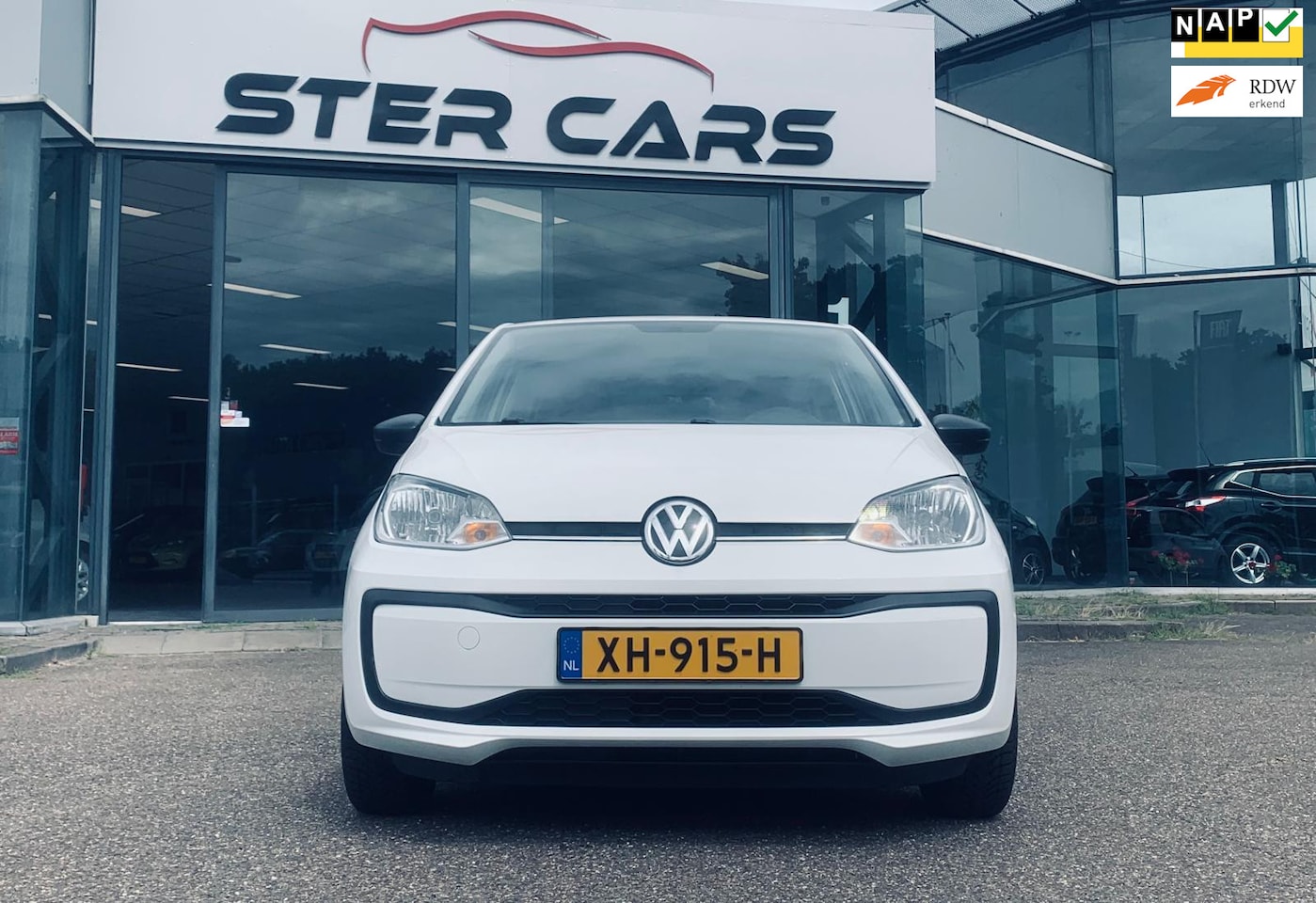 Volkswagen Up! - 1.0 BMT take up! 1.0 BMT take up!, Airco, 5 Deur, NAP, APK - AutoWereld.nl