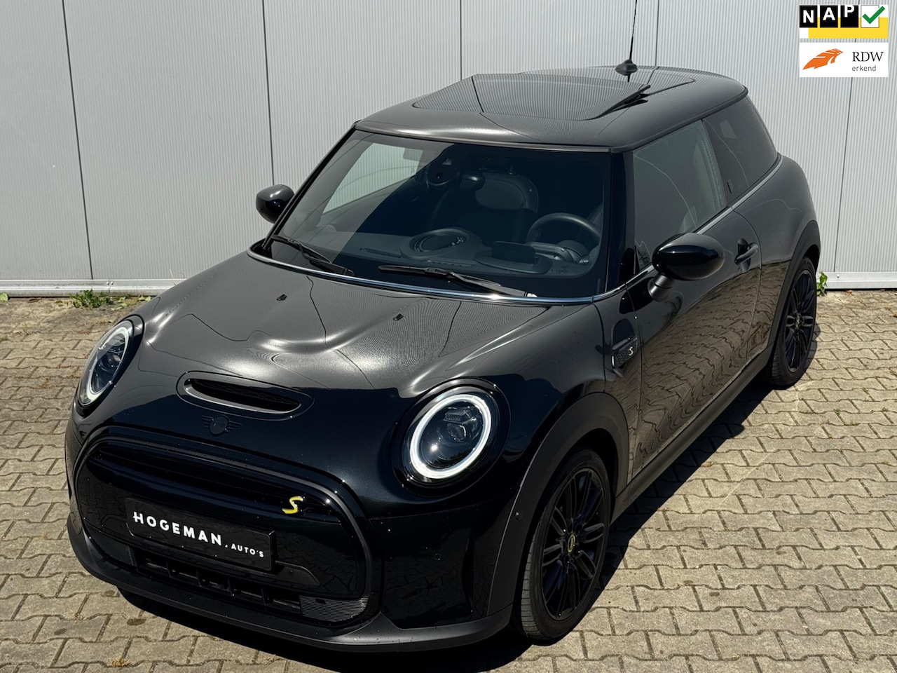 MINI Mini-Electric - Classic Electric COOPER YOURS SE ELEKTRIC LEDER PANORAMADAK STOELVERWARMING ADAPTICE CRUIS - AutoWereld.nl