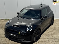 MINI Mini-Electric - Classic Electric COOPER YOURS SE ELEKTRIC LEDER PANORAMADAK STOELVERWARMING ADAPTICE CRUIS
