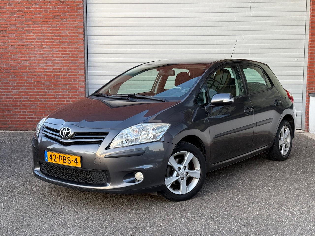 Toyota Auris - 1.6 Dynamic | AIRCO | NAP | KEYLESS - AutoWereld.nl