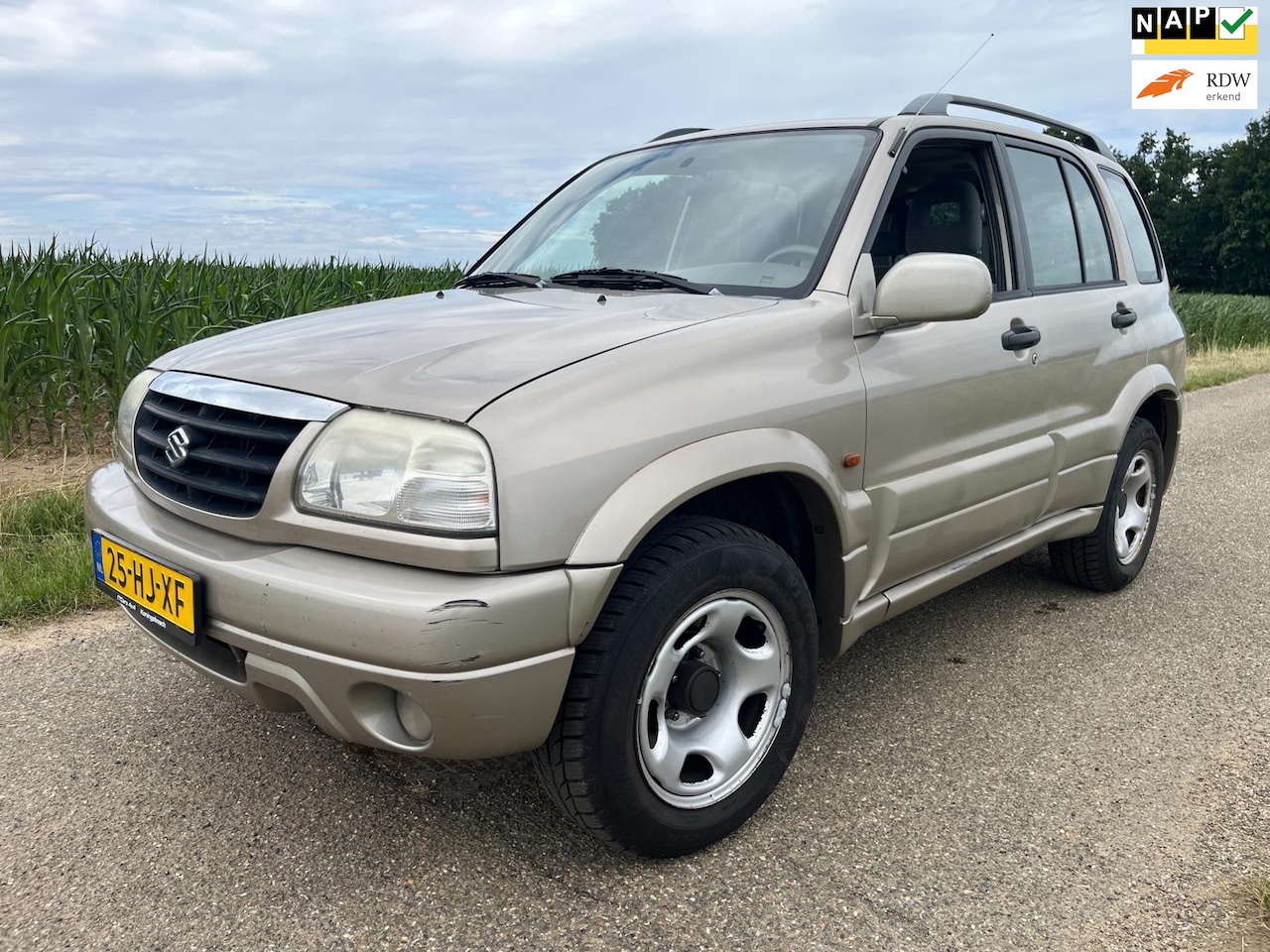 Suzuki Grand Vitara - 2.0i-16V | 4wd high/low| airco - AutoWereld.nl