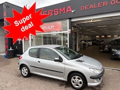 Peugeot 206 - 1.4 XS Premium 3 EIGENAAR * 123.000 KM * LEER * NIEUWE APK BIJ AFLEVERING