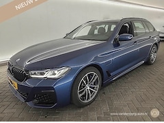 BMW 5-serie Touring - 520e 272pk M-Sport Origineel NL Leer LED