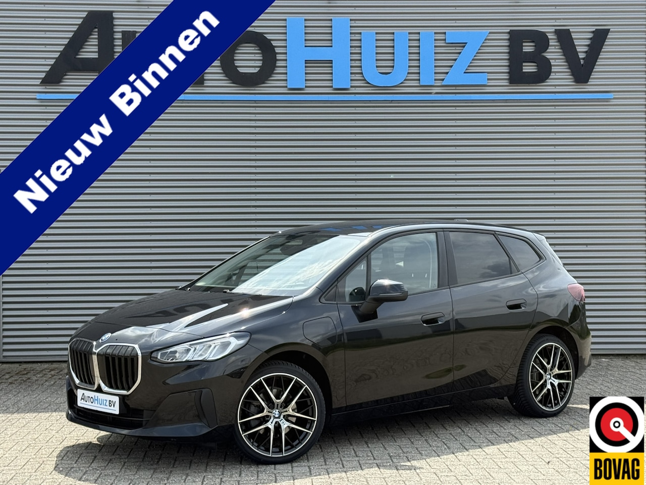 BMW 2-serie Active Tourer - 225e xDrive Trekhaak Achteruitrijcamera Sportstoelen Carplay PDC LED 19 Inch DAB BMW Live - AutoWereld.nl
