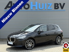 BMW 2-serie Active Tourer - 225e xDrive Trekhaak Achteruitrijcamera Sportstoelen Carplay PDC LED 19 Inch DAB Live Cock