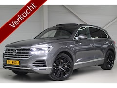 Volkswagen Touareg - 3.0 TSi eHybrid 4MOTION Elegance Luchtvering | Trekhaak | Nachtzichtassistent | 21" Suzuka