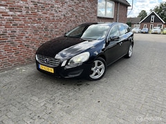 Volvo V60 - 2.0 D3 Momentum