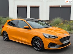 Ford Focus - 2.3 EcoBoost ST-3 Pano, Performance pack