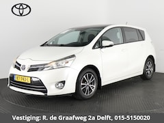 Toyota Verso - 1.8 VVT-i Aspiration 7p. | 7-persoons | Trekhaak | Panoramadak | Stoelverwarming | Camera