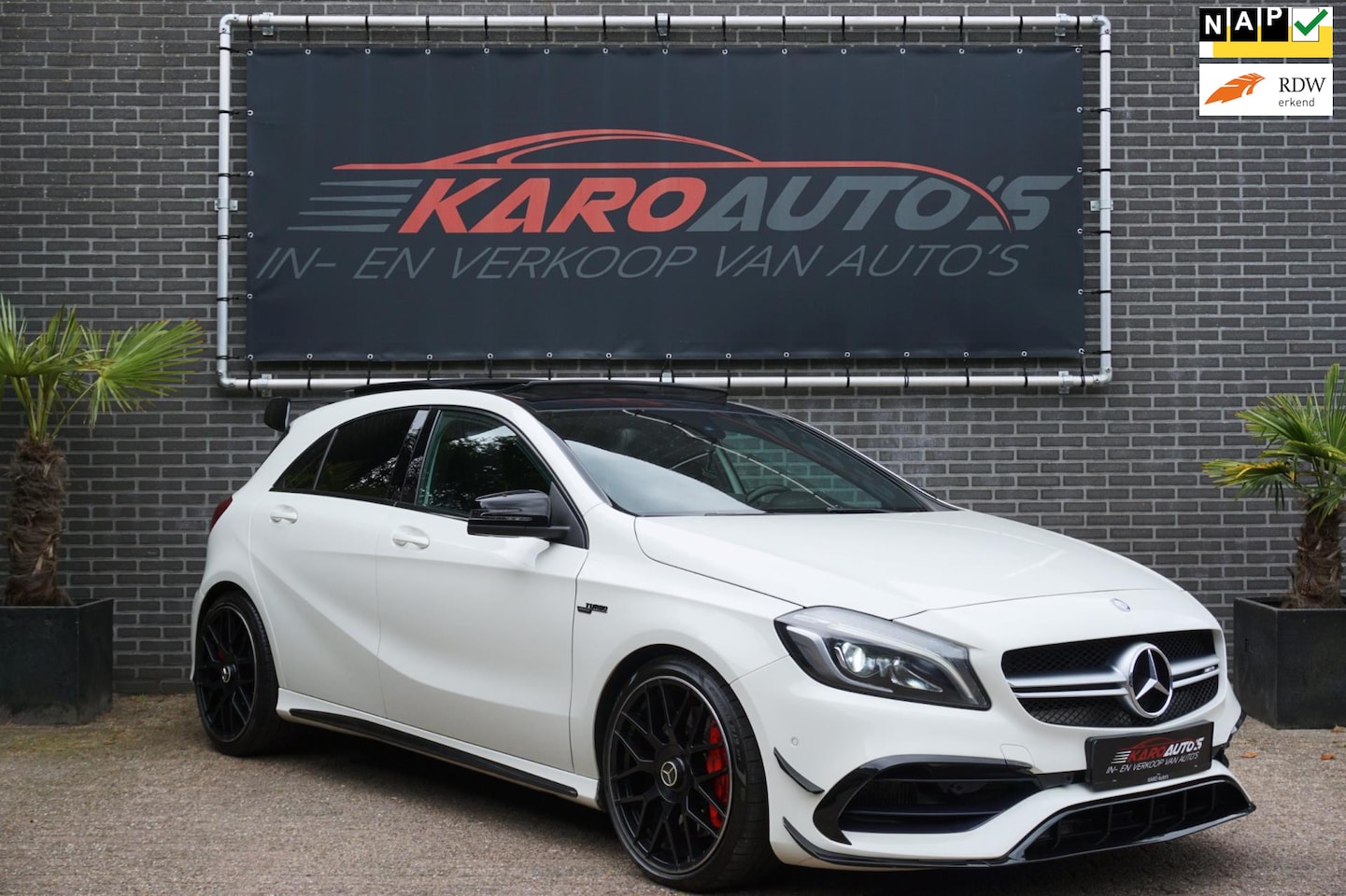 Mercedes-Benz A-klasse - AMG 45 4M 381PK Pano Led Nav Leer VOL - AutoWereld.nl