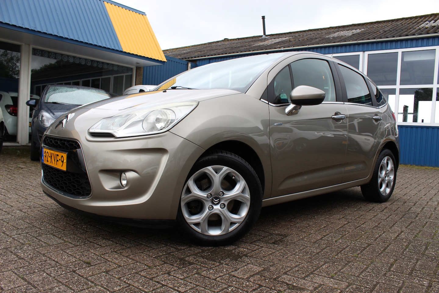 Citroën C3 - 1.6-16V "Exclusive" Clima - Navi - Trekhaak !!! 120 Pk - AutoWereld.nl