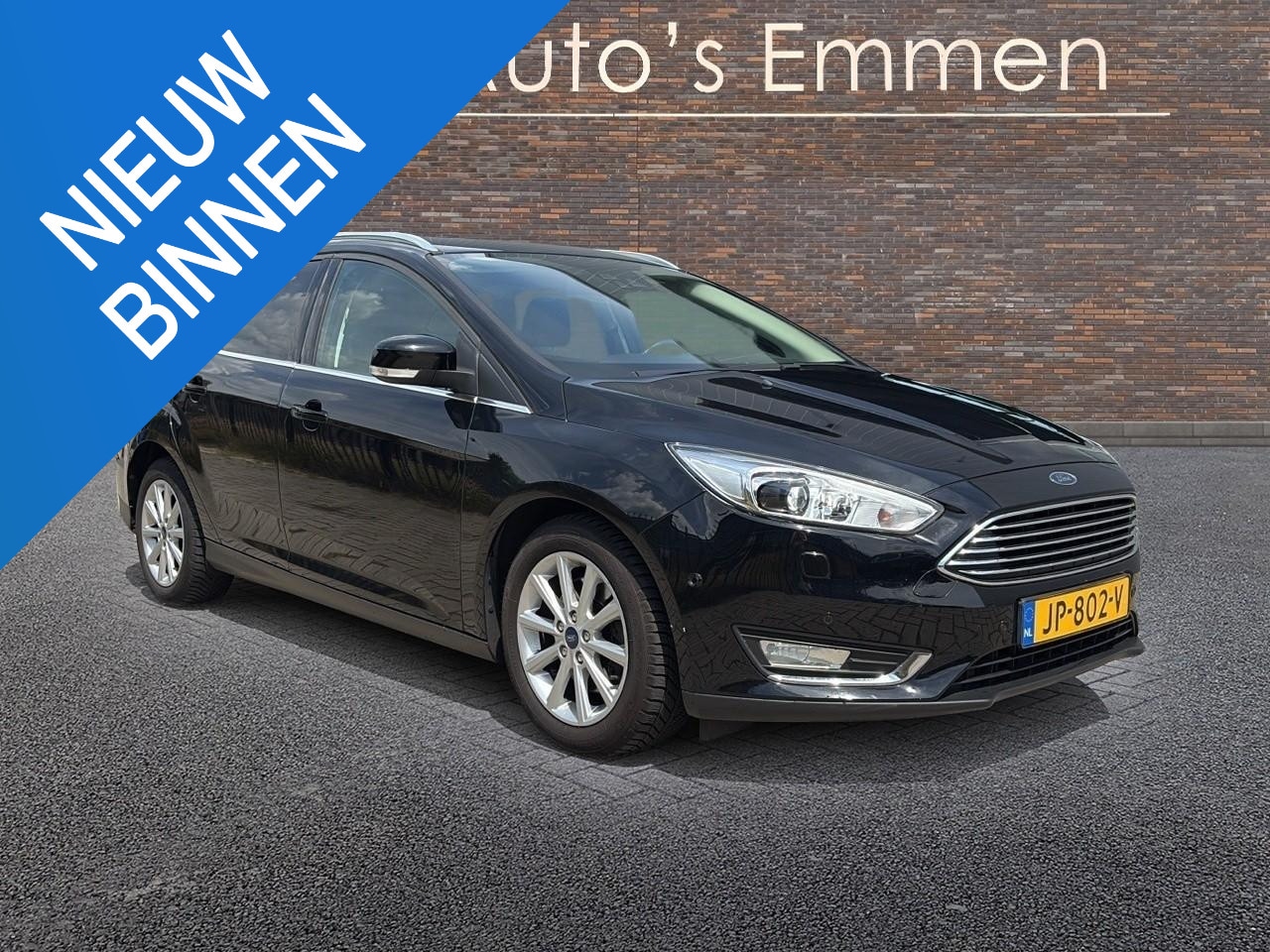 Ford Focus Wagon - 1.5 Red Edition - AutoWereld.nl