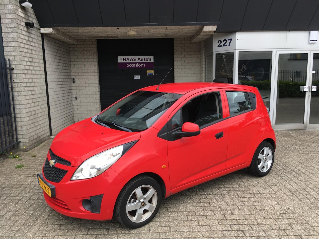 Chevrolet Spark - 1.0 16V LS / AIRCO / HOGE INSTAP / KLEIN , ZUINIG / A-LABEL / APK 12-2025 - AutoWereld.nl
