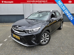 Kia Stonic - 1.0 T-GDI MHEV DynamicLine | Navigation Pack | All season banden | Parkeersensoren achter