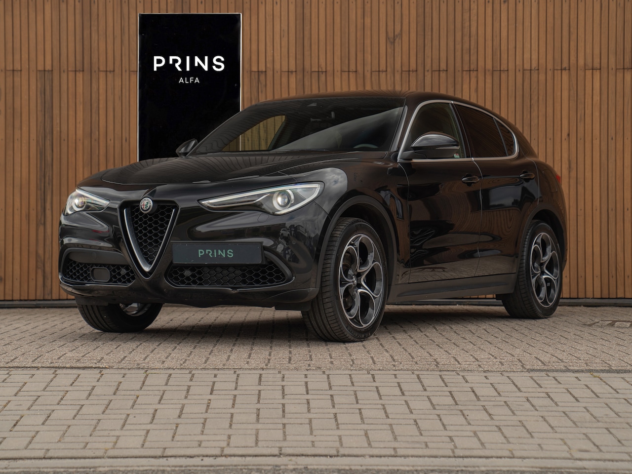Alfa Romeo Stelvio - 2.0T AWD Super | Veloce stoelen - AutoWereld.nl