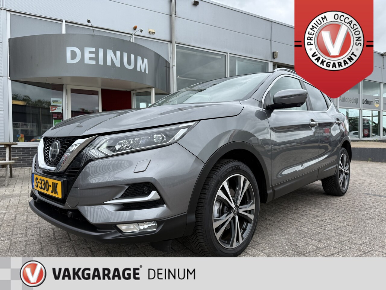 Nissan Qashqai - 1.2 Tekna Panoramadak, Trekhaak, Navigatie, LED verl, etc..!! - AutoWereld.nl