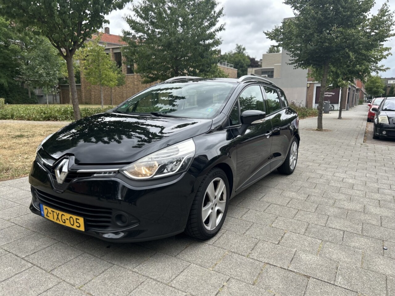 Renault Clio Estate - 1.5 dCi Night&Day AUTOMAAT LUXE - AutoWereld.nl