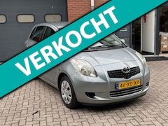 Toyota Yaris - 1.3 VVTi/Elek.pakket/AIRCO/Trekhaak/NAP/Onderhouden/Luxe