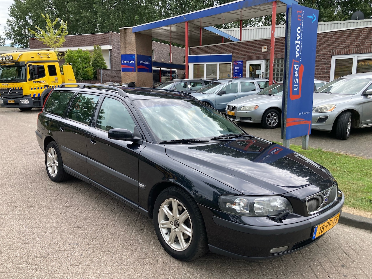 Volvo V70 - 2.4 D Comfort Line 2.4D 130PK Comfortline - AutoWereld.nl