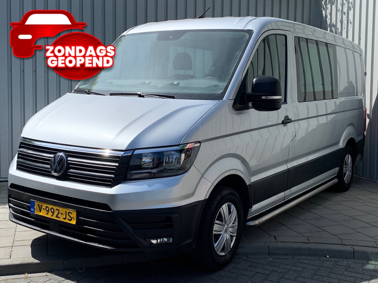 Volkswagen Crafter - 35 2.0 TDI L3H3 DC Highline|BTW|Navigatie|Camera| - AutoWereld.nl