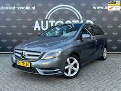 Mercedes-Benz B-klasse - 180 Ambition NL-Auto/NAP/APK/Airco/Navi