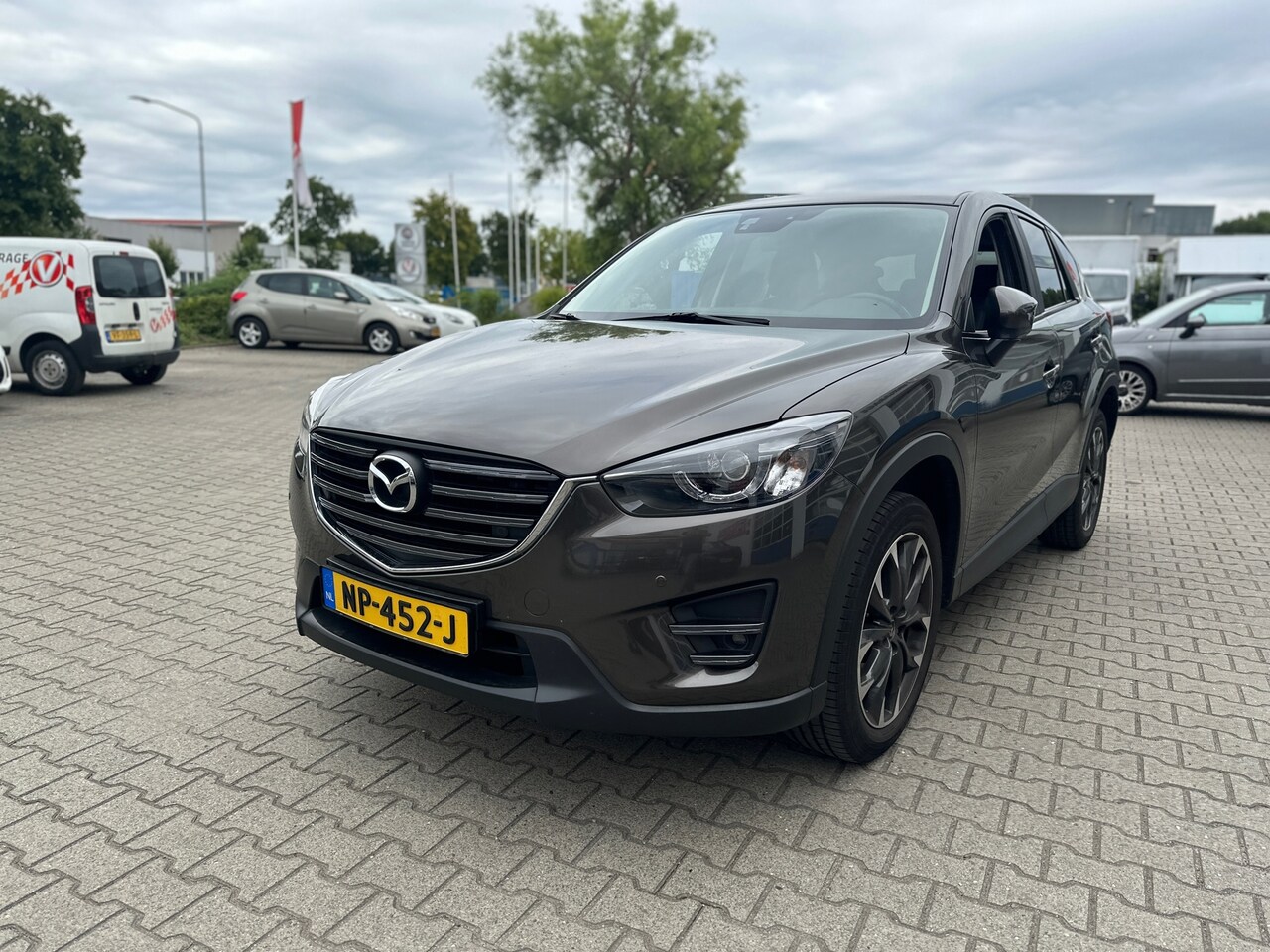 Mazda CX-5 - 2.0 SkyActiv-G 165 GT-M Line 2WD 2.0 SkyActiv-G 165 GT-M Line 2WD - AutoWereld.nl