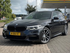 BMW 5-serie - 520I M SPORT PANO HUD STOELVENTIELATIE